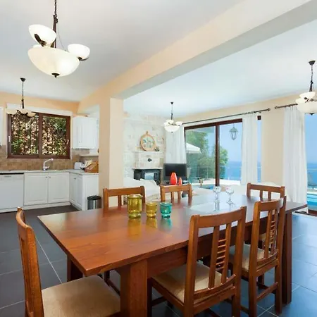 Villa Koroni Sleeps 7 Pool Air Con Wifi *